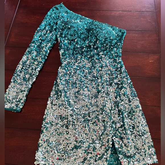 SHERRI HILL /ombré, one shoulder, sparkly dress/ size 00 (fits like 2) - Picture 3 of 6